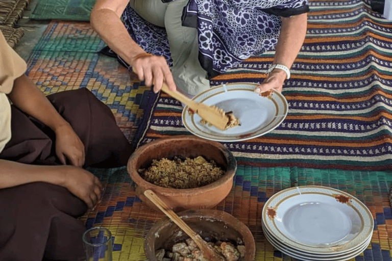 Zanzibar: corso di cucina swahili in una casa localeCon servizio di prelievo in hotel e rientro in taxi privato