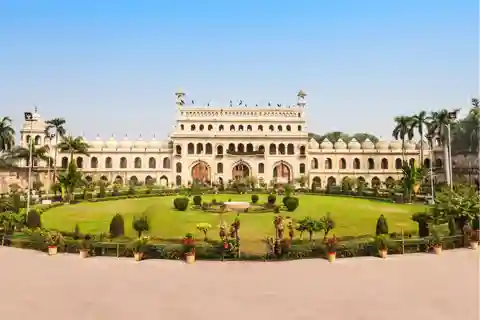 Highlights of Aurangabad (Guided Half-Day City Tour by car)