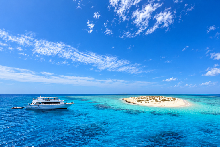 Marsa Alam: Hamata Islands Snorkeling Trip with Lunch
