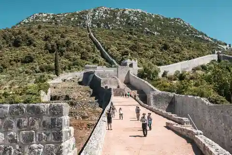 ドブロヴニクからコルチュラ島とペリェシャツ半島の日帰り旅行