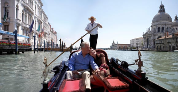 Venice Private Gondola Ride: Tour Hidden Canals and Sights