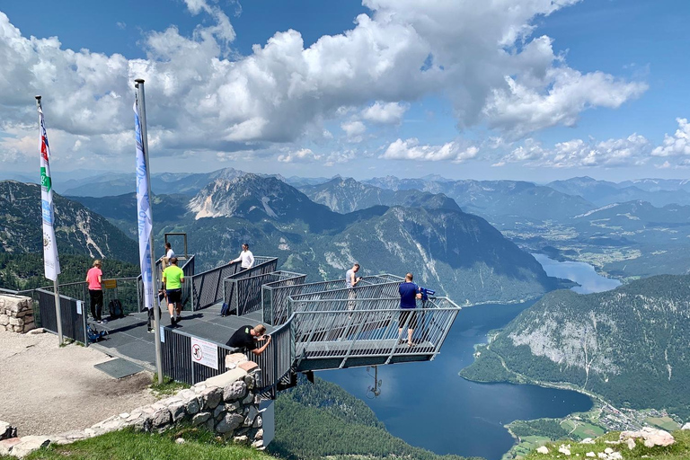 From Prague: Dachstein and Hallstatt with Ice Cave Tour