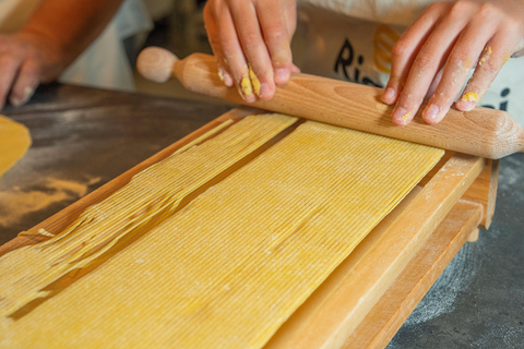 Genoa: Pesto-Making Class with Pasta and Aperitivo