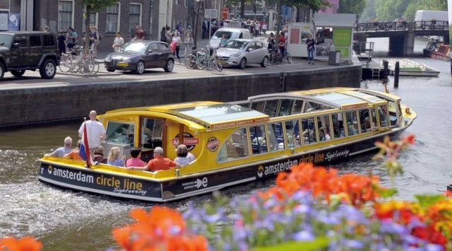 Amsterdam: Historic City Centre Canal Cruise