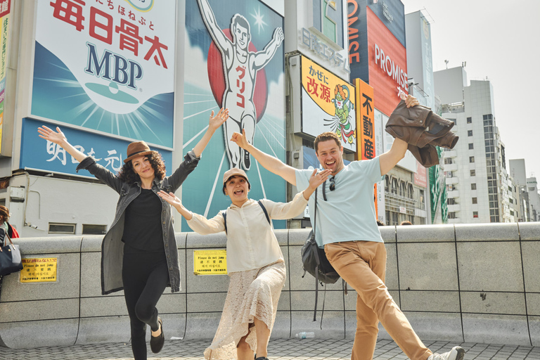 Osaka: Private Discovery Tour com um local