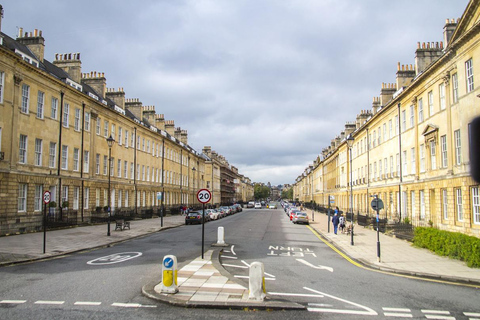 Bath : Les points forts : visite guidée à pied avec application mobile.Accédez à la visite via l'application Tourific (lien envoyé par Tourific)