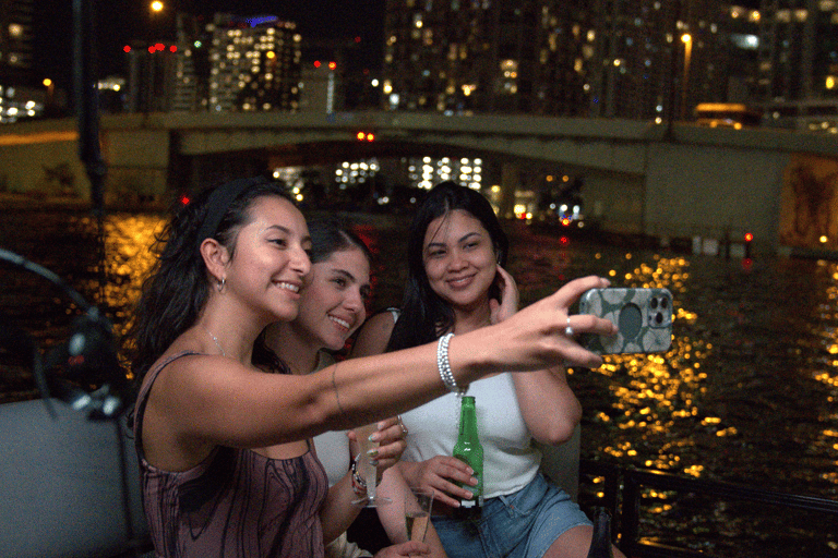 Champagne City Lights Boat Tour + Photoshoot (Semi Private)
