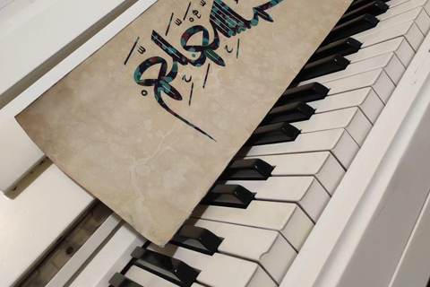 Baku Marbling Experience: Make Your Own Art Let's create art on a ceramic plate!