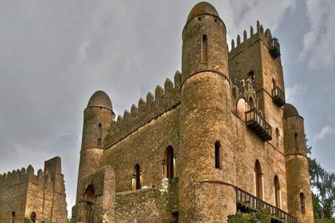 Addis Ababa: 4-Day Semien Mountains Hiking Tour & Flights