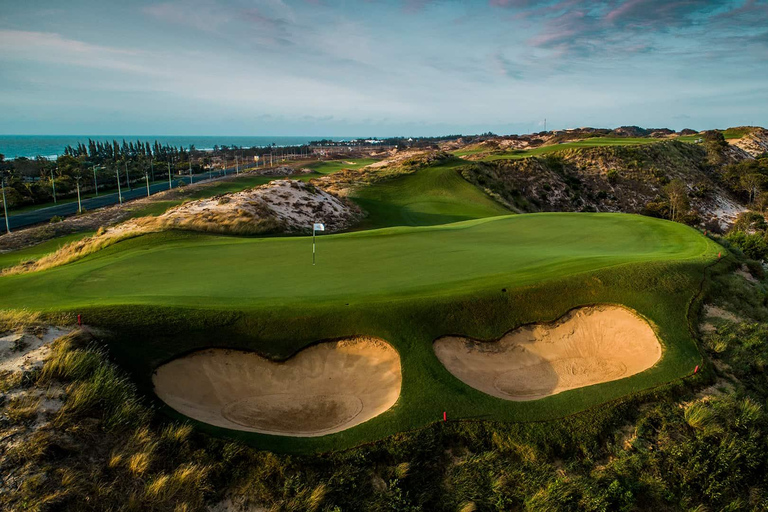 Ho Tram: The Bluffs Grand 1-Day Guided Golf Tour