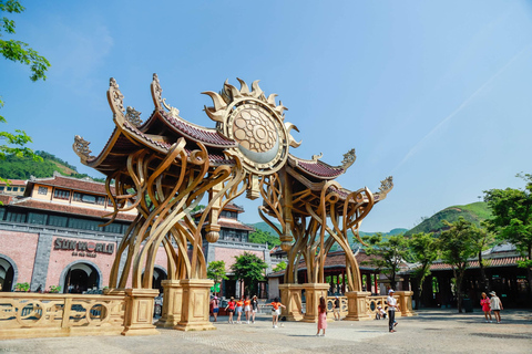 Vanuit Da Nang: Retourtransfer per gedeelde bus naar Ba Na Hills