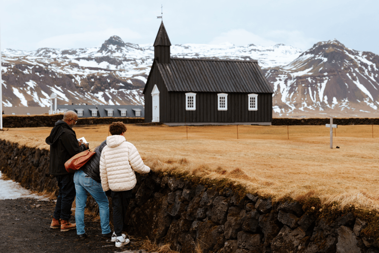 Reykjavik: avontuurlijke tour in kleine groep naar het schiereiland SnaefellsnesReykjavik: avontuurlijke tour in een kleine groep naar het schiereiland Snaefellsnes