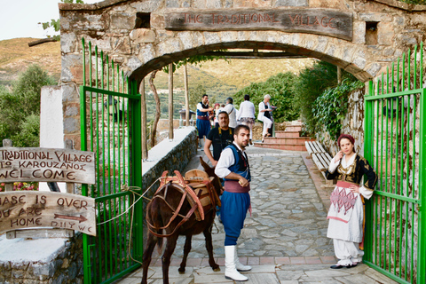 Crete: Traditional Cretan Night: Live Show and Dinner Traditional Cretan Night