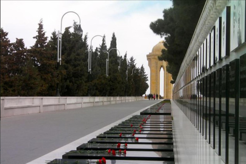 Tour de la ciudad de Bakú: Donde la Historia se encuentra con la Modernidad