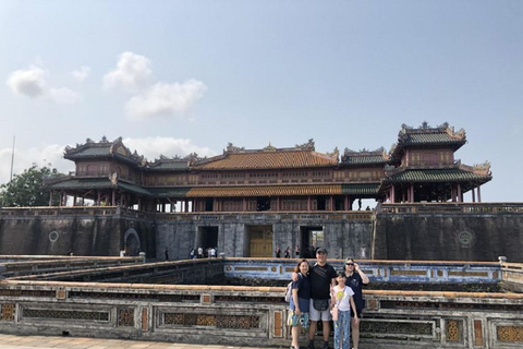 Condivisione della città imperiale di Hue/Tour privato da Da Nang/Hoi AnTour della città di Hue di un giorno da Da Nang/Hoi An