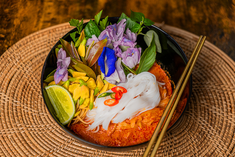 Phnom Penh: Mekong River by a Big Private Cruise