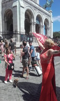 Toutoutours Montmartre Enchanté, come with your dog ! - Housity