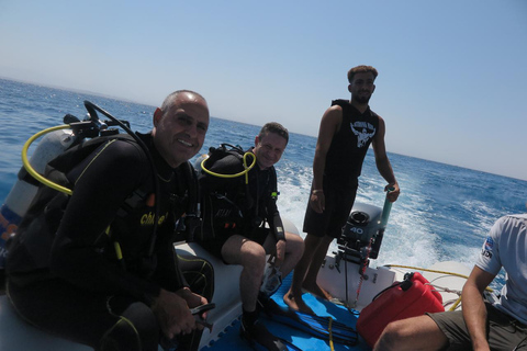 Hurghada: Dive Experience for Beginners or Certified Divers Full-Day Scuba Diving for Certified Divers