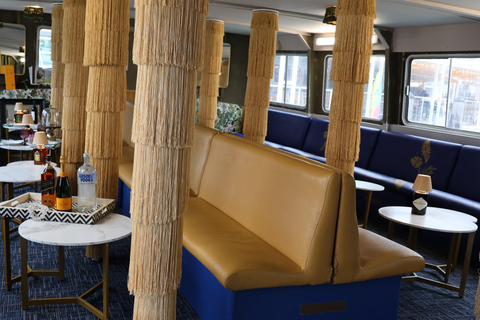 Miami: Sunset Cruise with Open Bar & Skyline Views