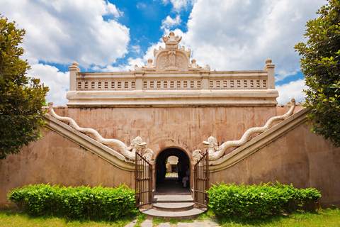 Yogyakarta : ascension du temple de Borobudur, Prambanan, visite de la villeBorobudur, Prambanan, Palais du Sultan de Yogyakarta, tout compris