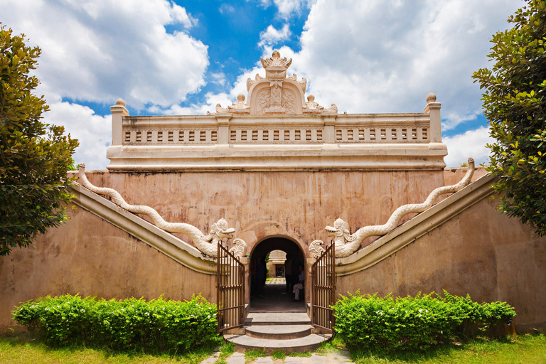 Yogyakarta : ascension du temple de Borobudur, Prambanan, visite de la villeBorobudur, Prambanan, Palais du Sultan de Yogyakarta, tout compris