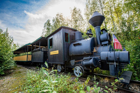 Fairbanks: Riverboat, Gold Rush, and Pioneer Park Day Trip