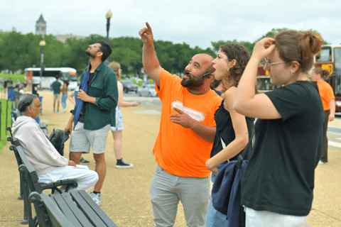 Washington DC: D.C Memorials Guided Small Group Minibus Tour OPTION 1