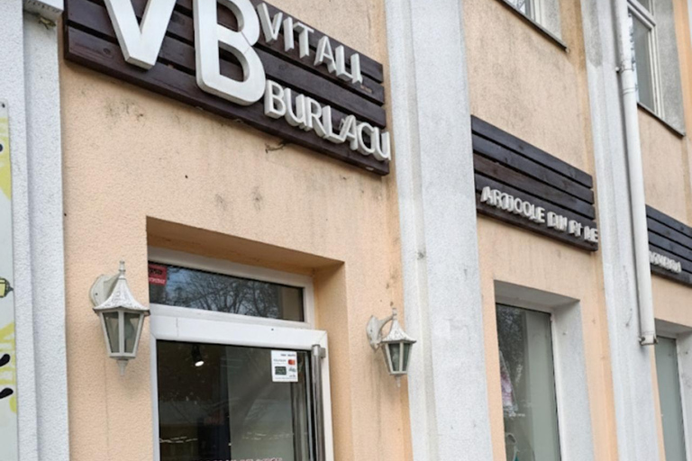 Chișinău: City Tour with Traditional Dinner and Wine