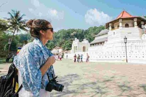 Kandy: Visita privada personalizada de la ciudad por la tarde