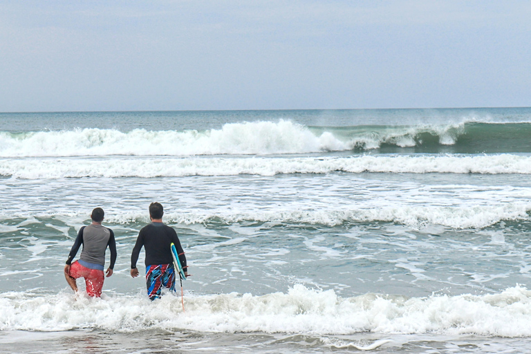Ubatuba: Surfing Experience with Professional Instructor