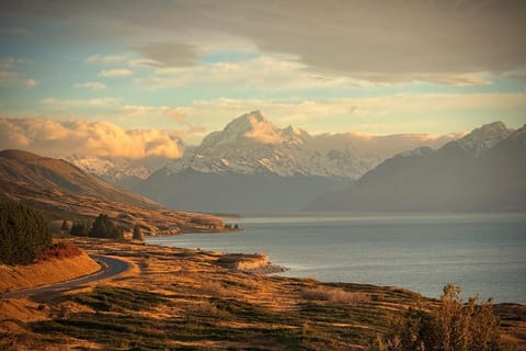 Queenstown: Mount Cook Small Group Scenic Day Tour - Image 2
