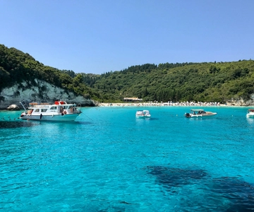 From Lefkimmi: Paxos, Antipaxos & Blue Caves Boat Tour