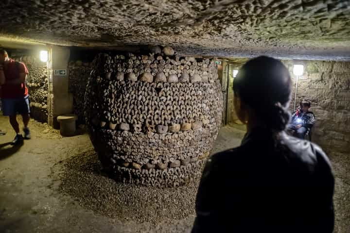 Paris: Catacombs Entry Ticket and Audio Guide
