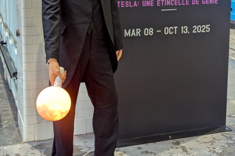 Niagara Falls Day Tour with Boat, Power Station & Tunnel