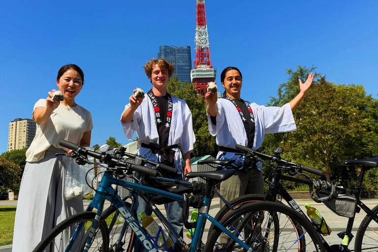 Tokyo: Rice Ball Making Class and Bike Tour of Local Areas