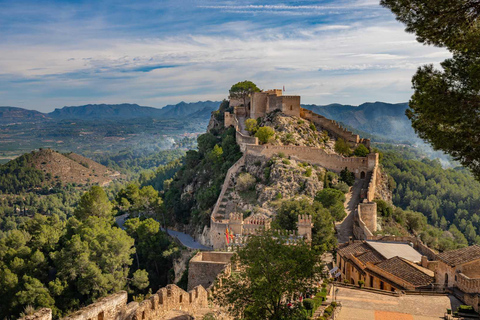 From Valencia: Medieval Xàtiva, Castle and History of the Borgias Xàtiva with Pick-Up from the Torres de Serranos