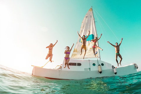 Isla Mujeres: Catamaran zeilen naar Isla Mujeres vanuit Cancún