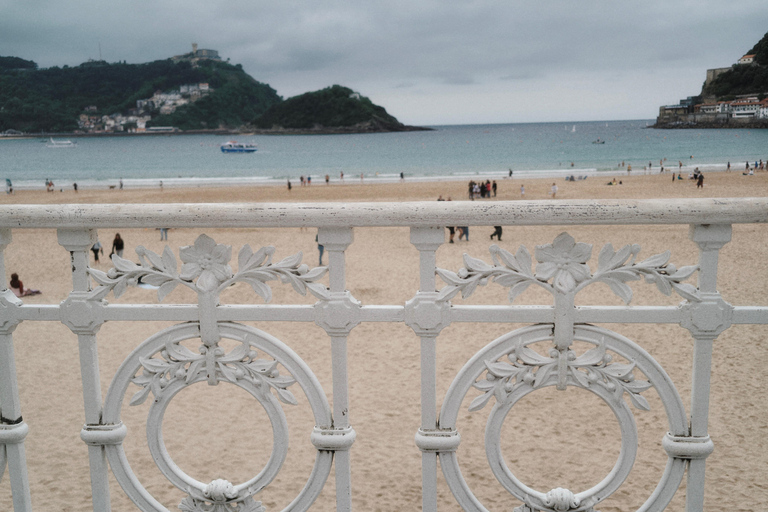 San Sebastián: Historic Center Walking Tour with Local Guide San Sebastián: Guided Historical Walking Tour