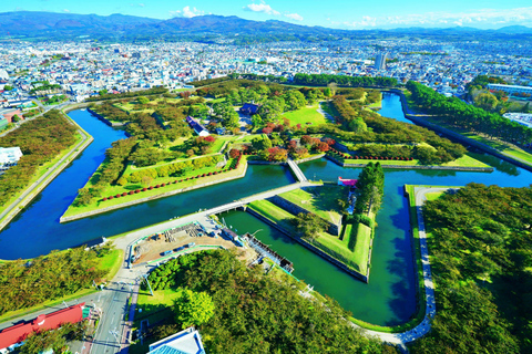 2-Day Sapporo to Hakodate Tour: Toya, Hakodate & Noboribetsu
