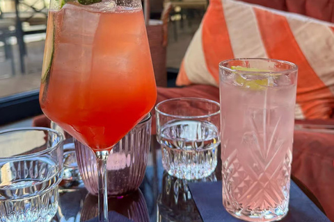 Eindhoven: Cocktail tour with drinks & games