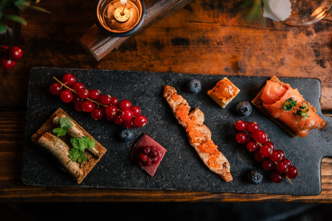 Rovaniemi: Private Glass Igloo Dinner Under Northern Lights