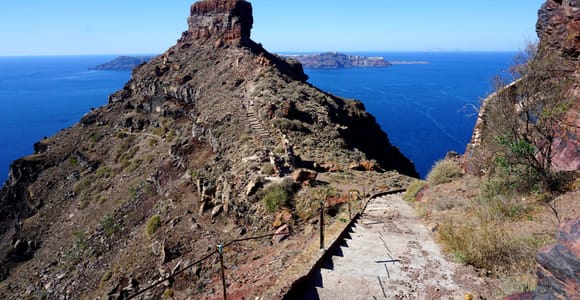 Santorini: Imerovigli to Fira Guided Hiking Tour