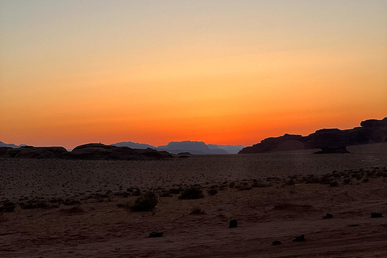 Wadi Rum: Private Luxury Cave Stay, Sunset Tour & Dinner