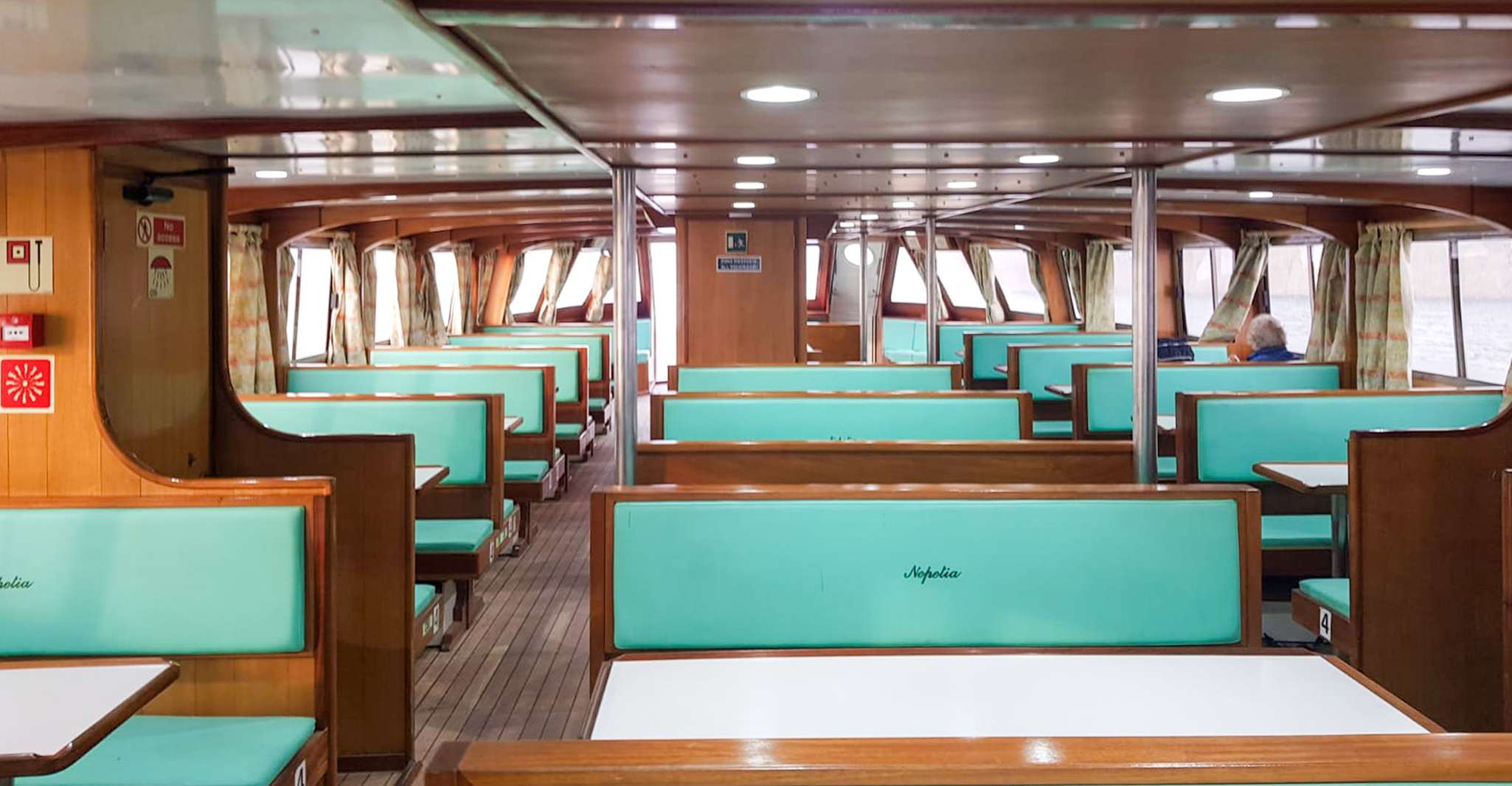 Van Sorrento, Positano en Amalfi Day Cruise - Hizvo