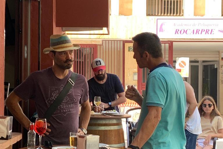 Almería: Walking Tour with Tapas and Olive Oil Tasting Almería: Walking Tour with Tapas and Olive Oil Tasting