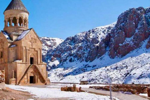 Tour privado de invierno de 3 días en Armenia desde Ereván