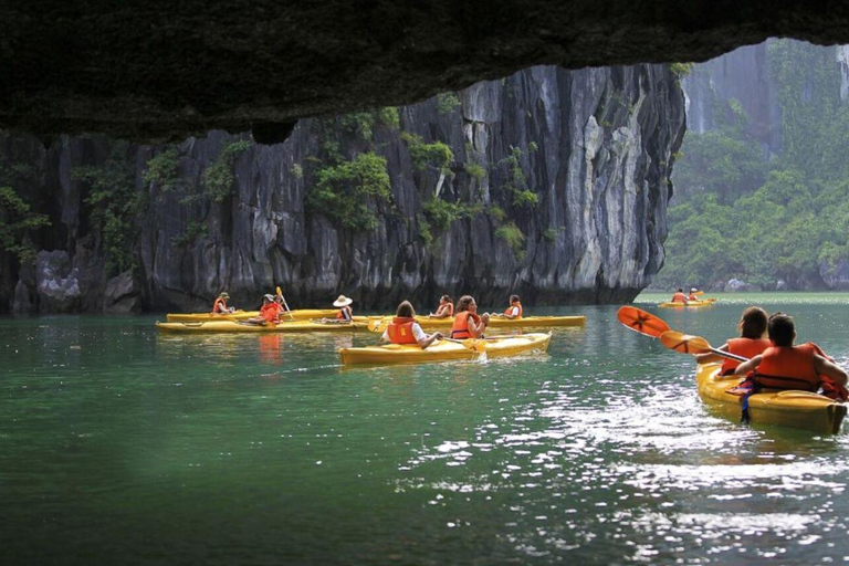 Hanoi/Hafen : 2-tägige Ha Long &amp; Lan Ha Bucht auf LuxuskreuzfahrtenLimousinenbus von Hanoi nach Ha Long