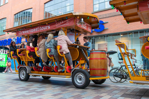 Londres: Piccadilly e Soho Beer Bike TourExcursão de Bicicleta Cervejeira de 1 Hora em Picadilly e Soho