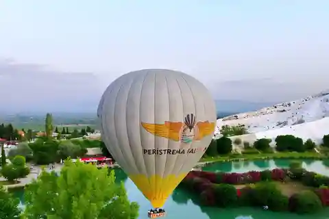 Varmluftsballongtur från Antalya till Pamukkale med transfer