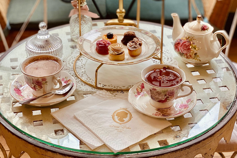Rouen: French-style tea time at Dame Cakes